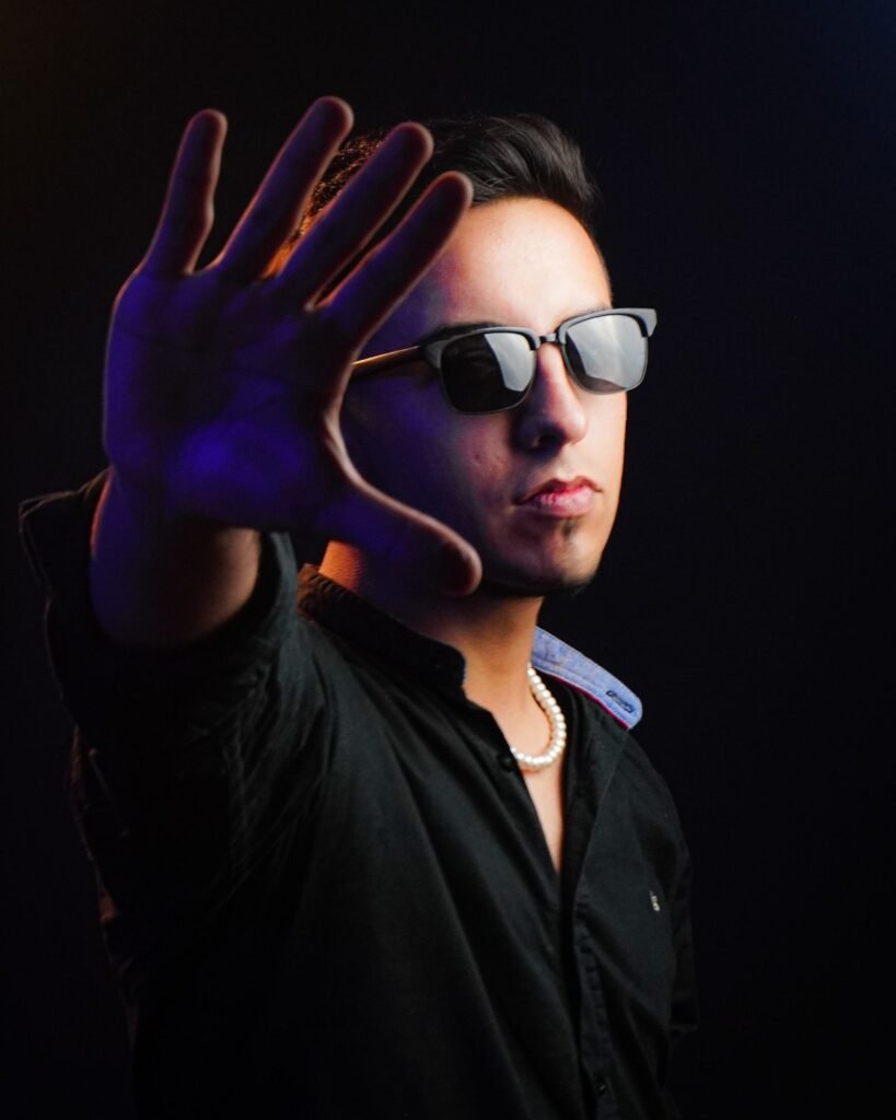 Gafas transparentes: ligereza, riesgo y personalidad